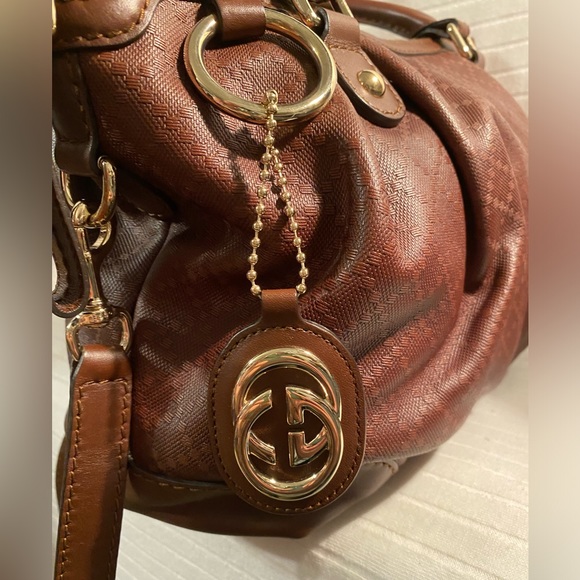 AUTHENTIC GUCCI DIAMANTÉ SUKEY LEATHER TWO WAY TOP HANDLE CROSSBODY - Picture 1 of 15